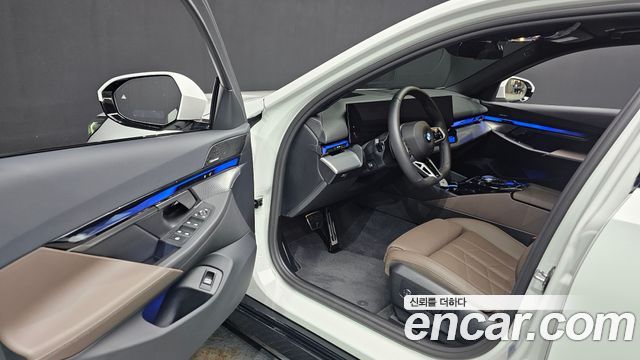 BMW 5 Series (G60) 520i M Sport 2025 — фото 10