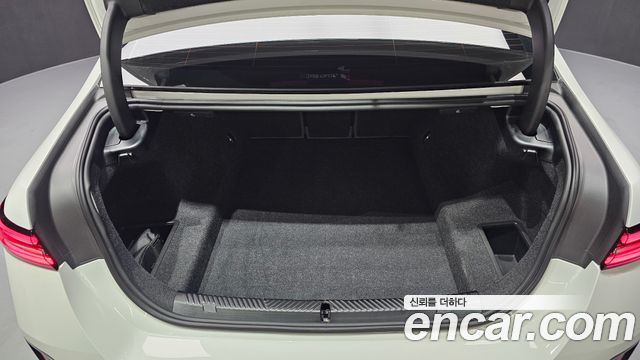 BMW 5 Series (G60) 520i M Sport 2025 — фото 20