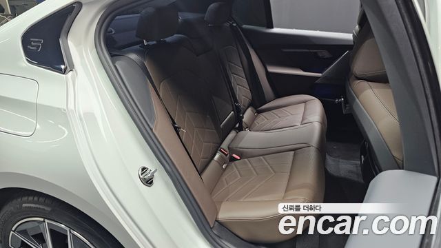 BMW 5 Series (G60) 520i M Sport 2025 — фото 26