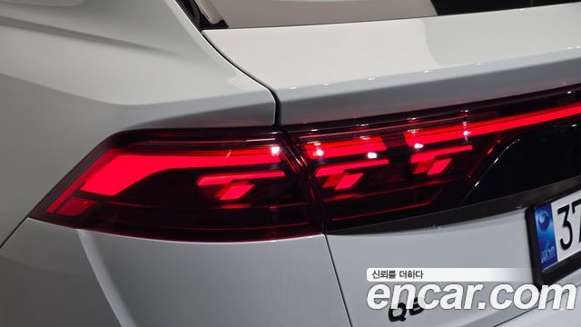 Audi Q8 (4M) 55 TFSI Quattro Premium 2026 — фото 23
