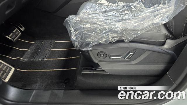 Audi Q8 (4M) 55 TFSI Quattro Premium 2026 — фото 30