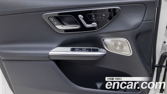 Mercedes-Benz GLC-Class (X254) GLC300 4MATIC Coupe 2025 — фото 16