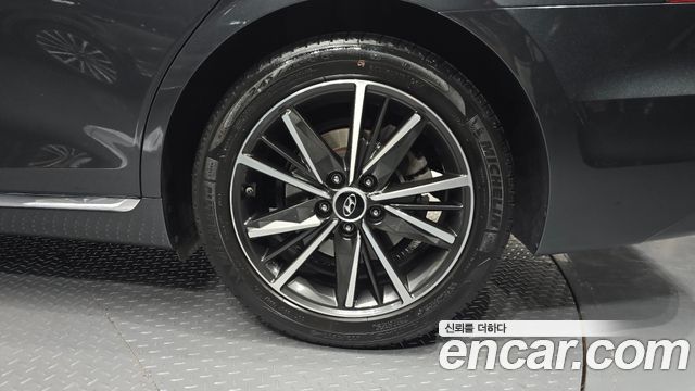 Hyundai Grandeur (IG) 2.5 Premium Choice 2021 — фото 5