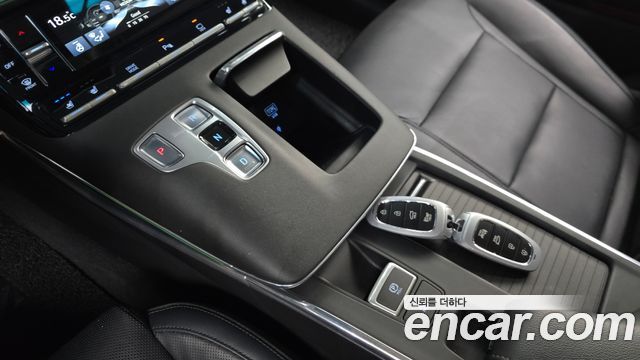 Hyundai Grandeur (IG) 2.5 Premium Choice 2021 — фото 9