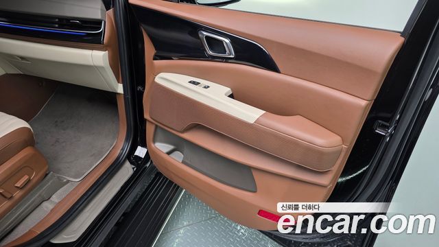 Kia Carnival (IV) Gasoline 9-Seater Hi Limousine (7-seater Limousine(Special vehicle) 2024 — фото 30