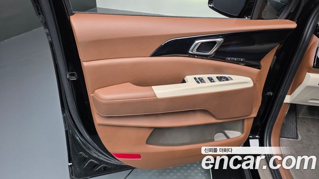 Kia Carnival (IV) Gasoline 9-Seater Hi Limousine (7-seater Limousine(Special vehicle) 2024 — фото 31