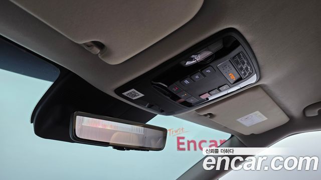 Kia Carnival (IV) Gasoline 9-Seater Hi Limousine (7-seater Limousine(Special vehicle) 2024 — фото 37