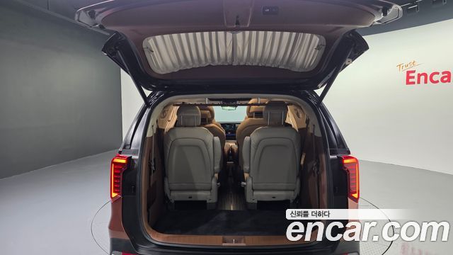Kia Carnival (IV) Gasoline 9-Seater Hi Limousine (7-seater Limousine(Special vehicle) 2024 — фото 44