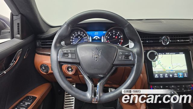 Maserati Quattroporte S Q4 3.0 V6 Granlusso 2019 — фото 12