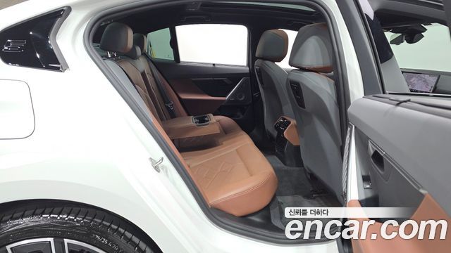 BMW i5 (G60) eDrive 40 M Sport Pro 2024 — фото 15