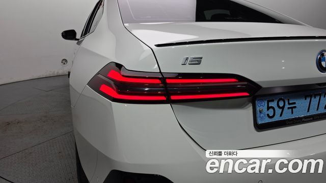 BMW i5 (G60) eDrive 40 M Sport Pro 2024 — фото 29