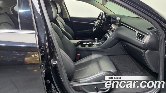Genesis G70 Diesel 2.2 2WD 2022 — фото 11