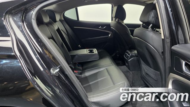 Genesis G70 Diesel 2.2 2WD 2022 — фото 12