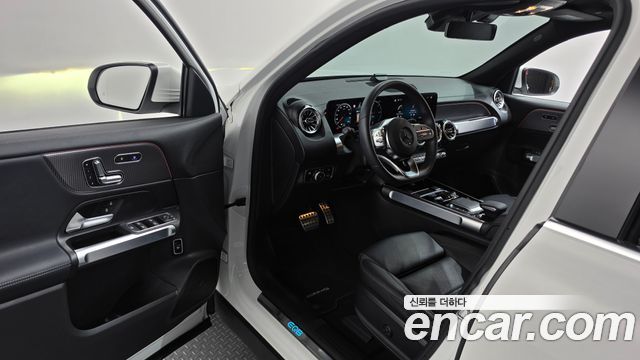 Mercedes-Benz EQB (X243) EQB300 4MATIC AMG Line 2023 — фото 10