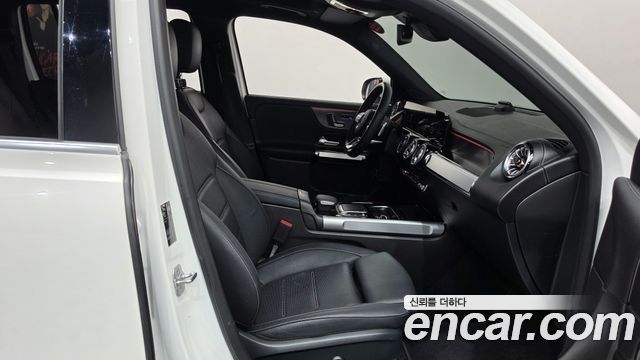 Mercedes-Benz EQB (X243) EQB300 4MATIC AMG Line 2023 — фото 11