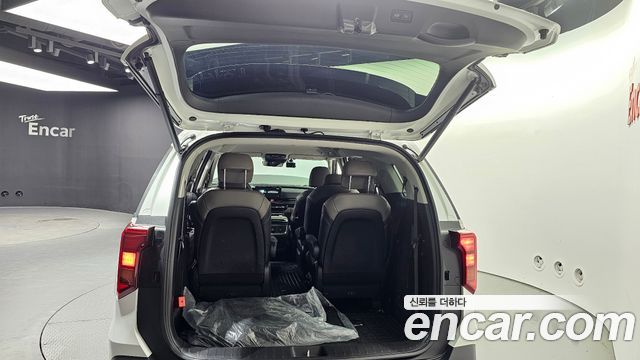 Kia Carnival (IV) HEV 9seater Signature 2025 — фото 20