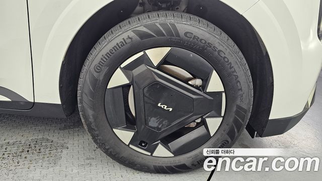 Kia Carnival (IV) HEV 9seater Signature 2025 — фото 21