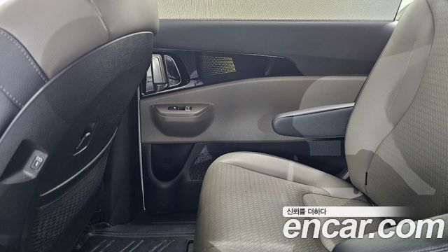 Kia Carnival (IV) HEV 9seater Signature 2025 — фото 25