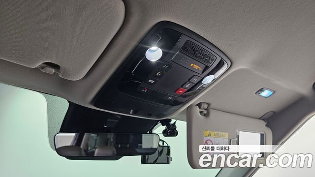 Kia Carnival (IV) HEV 9seater Signature 2025 — фото 27