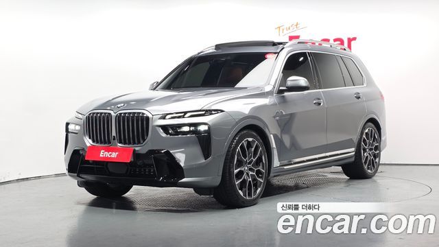 BMW X7 (G07) xDrive 40i M Sport 6STR 2024 — фото 1