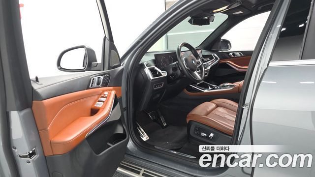 BMW X7 (G07) xDrive 40i M Sport 6STR 2024 — фото 10