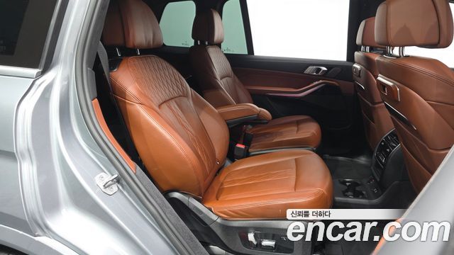 BMW X7 (G07) xDrive 40i M Sport 6STR 2024 — фото 12