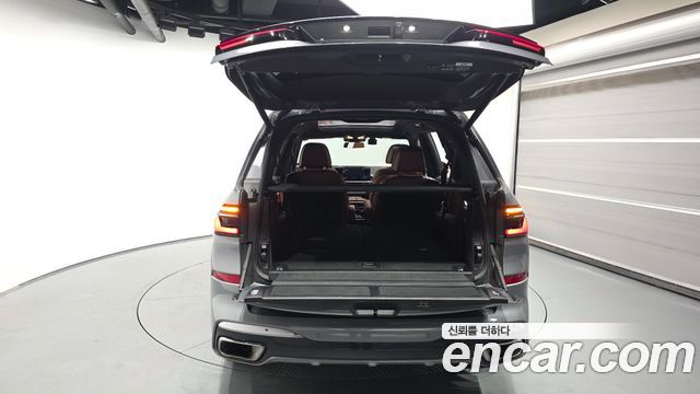 BMW X7 (G07) xDrive 40i M Sport 6STR 2024 — фото 20