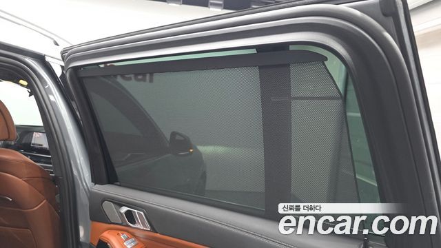 BMW X7 (G07) xDrive 40i M Sport 6STR 2024 — фото 27