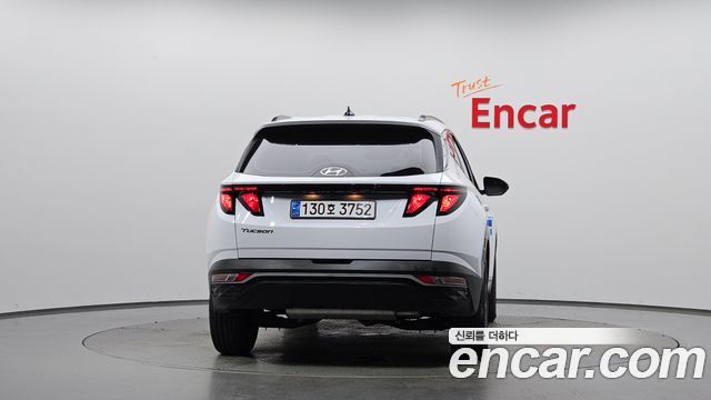 Hyundai Tucson Hybrid (NX4) Premium 2WD 2023 — фото 4
