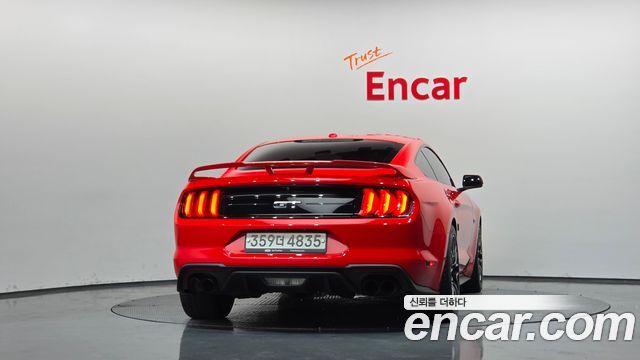 Ford Mustang GT Coupe 2019 — фото 4