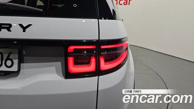 Land Rover Discovery Sport (II) P250 Dynamic SE 2024 — фото 19