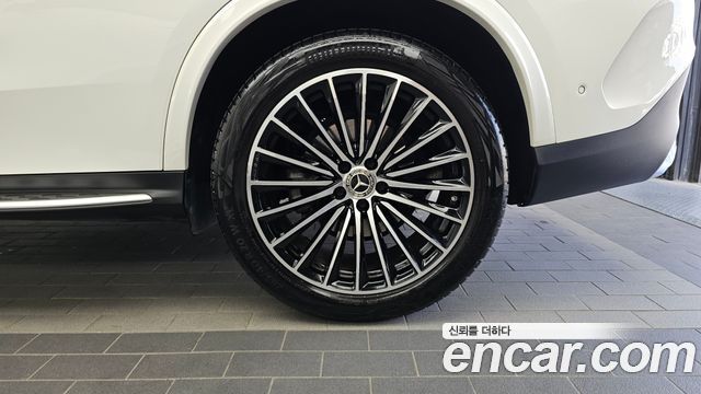 Mercedes-Benz GLC-Class (X254) GLC300 4MATIC Coupe 2024 — фото 21