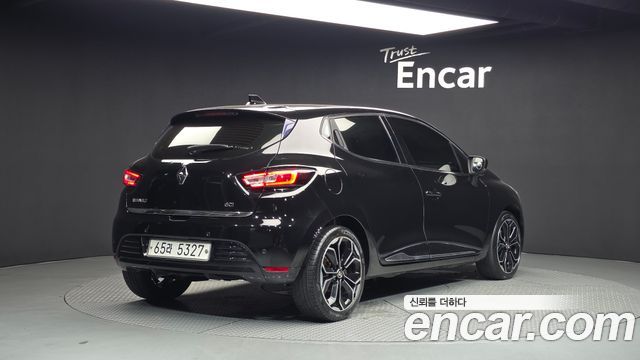 Renault Korea Clio Intens 2018 — фото 2
