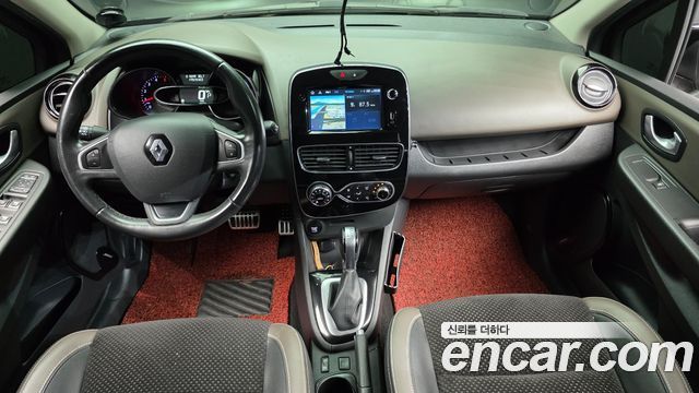 Renault Korea Clio Intens 2018 — фото 7