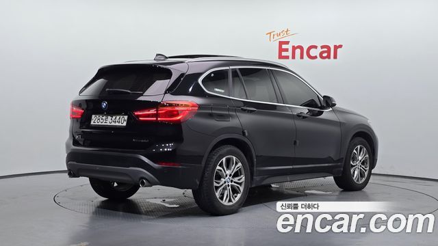 BMW X1 (F48) xDrive 18d Premium 2018 — фото 2