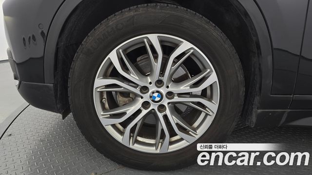 BMW X1 (F48) xDrive 18d Premium 2018 — фото 5