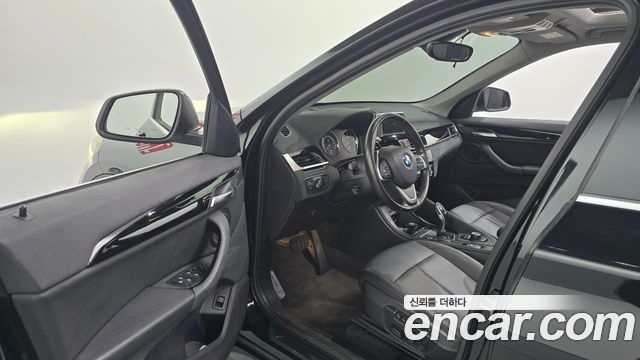 BMW X1 (F48) xDrive 18d Premium 2018 — фото 10