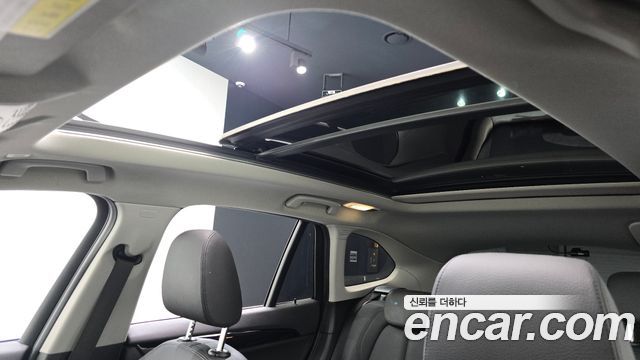 BMW X1 (F48) xDrive 18d Premium 2018 — фото 13