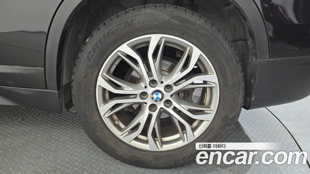 BMW X1 (F48) xDrive 18d Premium 2018 — фото 21