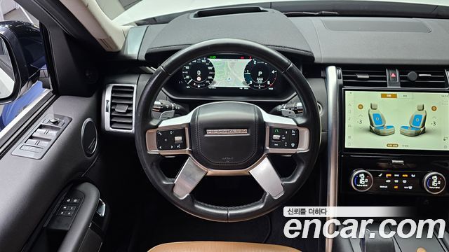 Land Rover Discovery 5 D300 HSE 2022 — фото 13