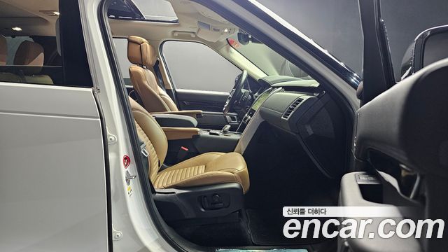 Land Rover Discovery 5 D300 HSE 2022 — фото 26