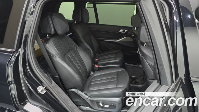 BMW X7 (G07) xDrive 40d Design Pure Excellence 6-Seater 2024 — фото 11
