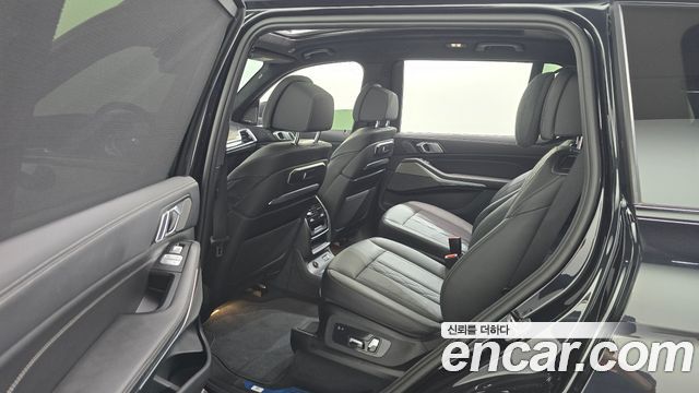 BMW X7 (G07) xDrive 40d Design Pure Excellence 6-Seater 2024 — фото 12
