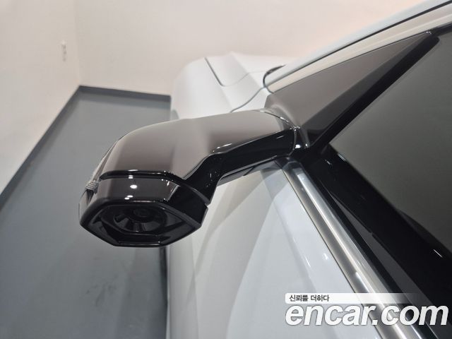 Audi A6 e-tron Performance S line 2025 — фото 18