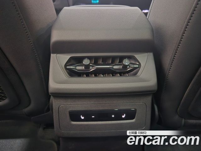 Audi A6 e-tron Performance S line 2025 — фото 19