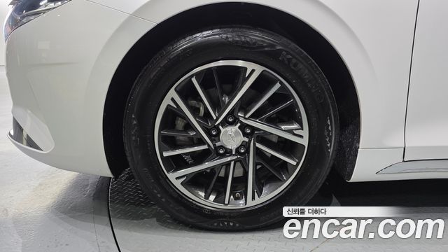 Hyundai Grandeur (IG) 2.5 Premium Choice 2021 — фото 5