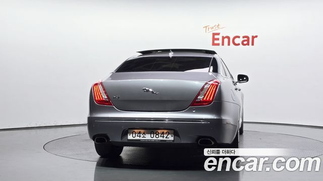 Jaguar XJ 2.0 Luxury SWB X351 2014 — фото 4