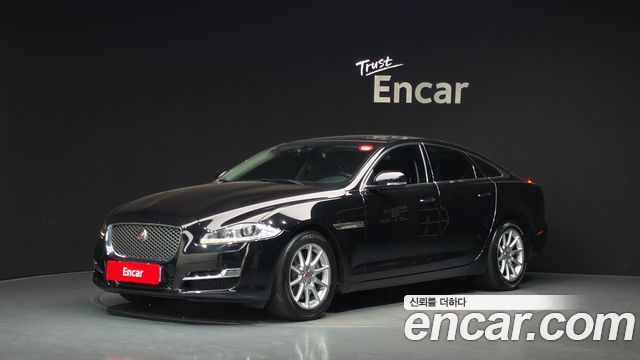 Jaguar XJ 2.0 Luxury SWB X351