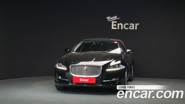 Jaguar XJ 2.0 Luxury SWB X351 2016 — фото 3