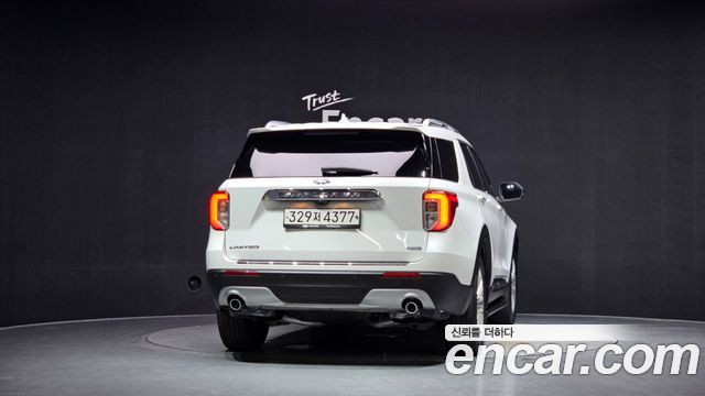 Ford Explorer (VI) 2.3 LimIted 4WD 2020 — фото 4